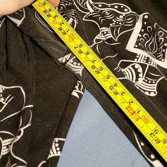 Black & White Cotton Boho Elephant Leggings - Size XSmall to Small - Picture 6 of 10